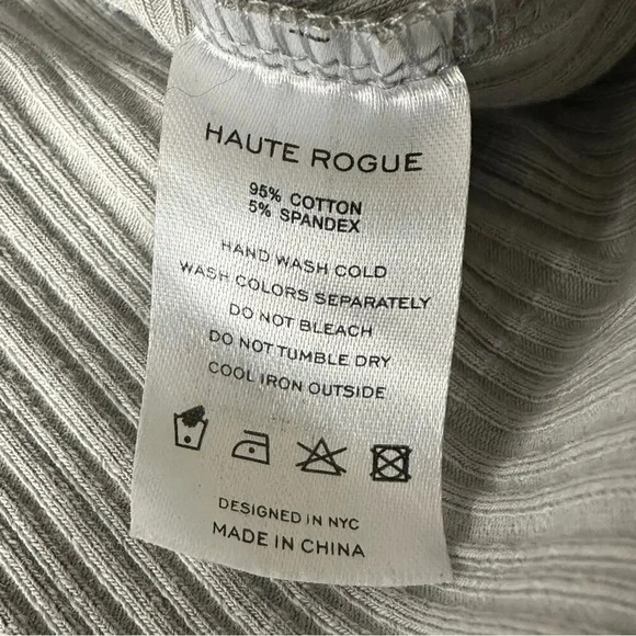 Haute Rogue Gray Bell Sleeve Blouse Top Large NWT - Picture 7 of 7